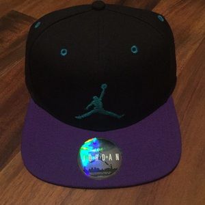 Jordan snap back hat